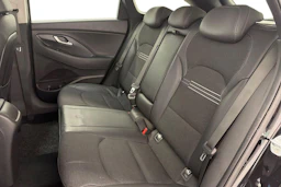 musta Hyundai i30 Wagon 2022 kuva 8.