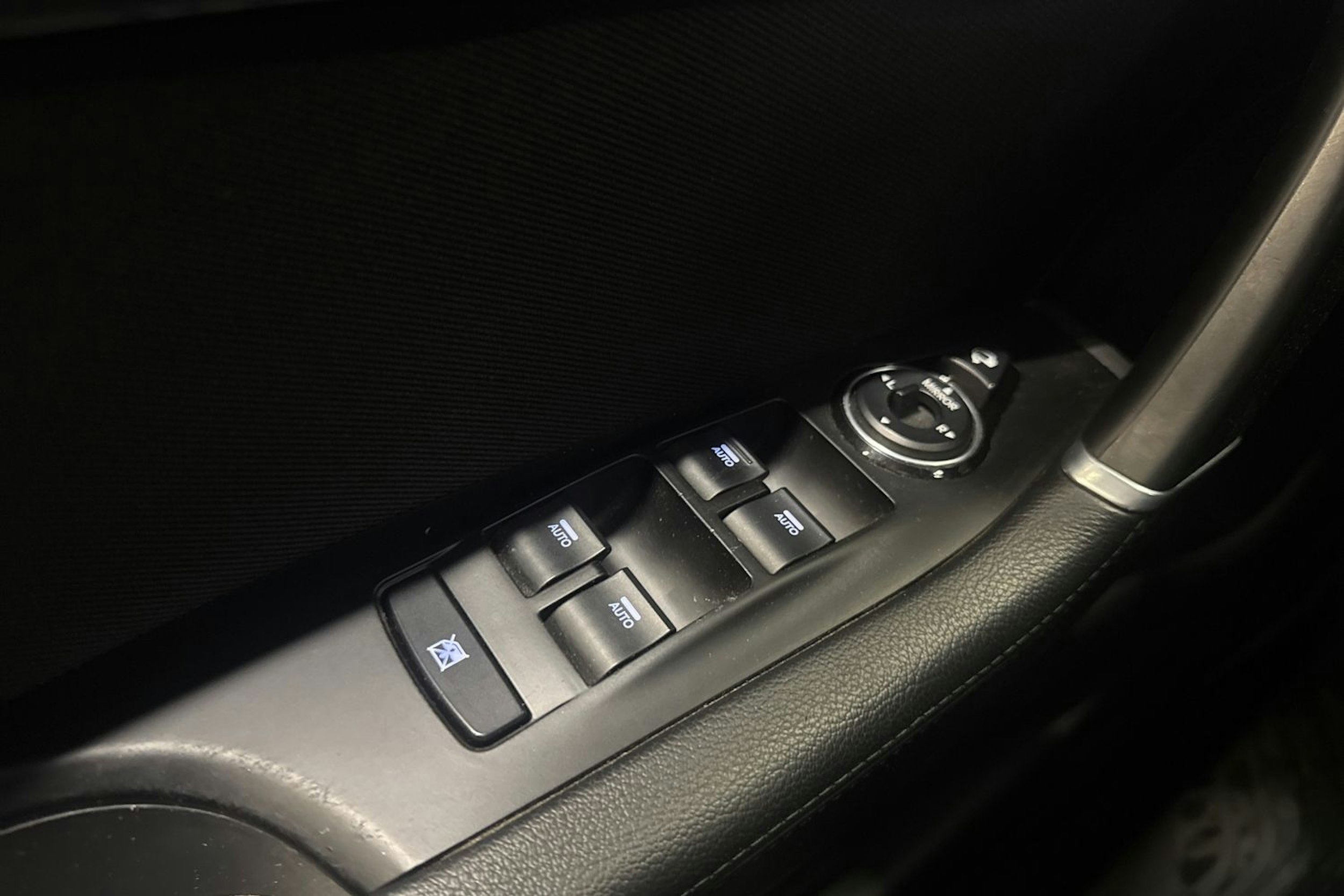 hopea Hyundai i40 2011 kuva 19.