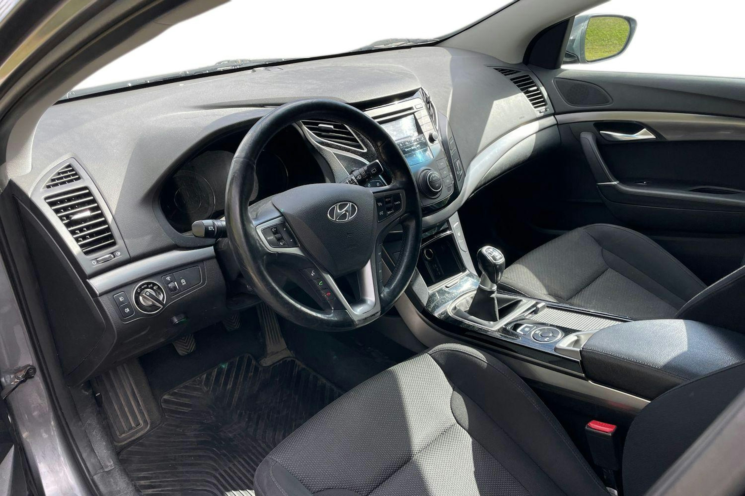 harmaa Hyundai i40 2011 kuva 7.