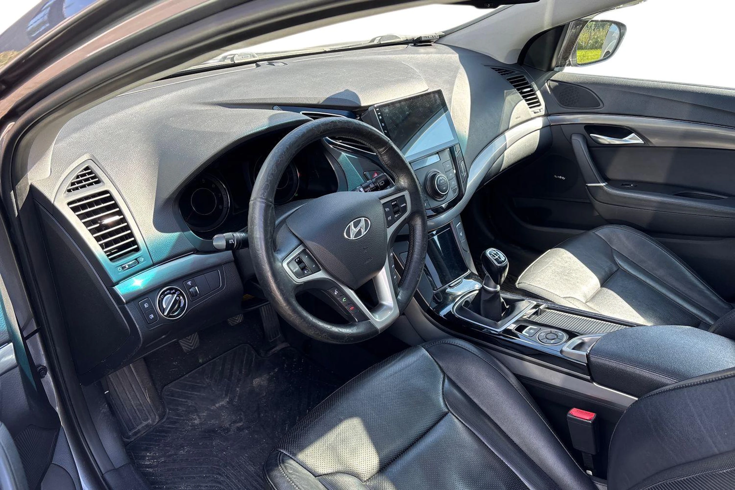 harmaa Hyundai i40 2012 kuva 3.