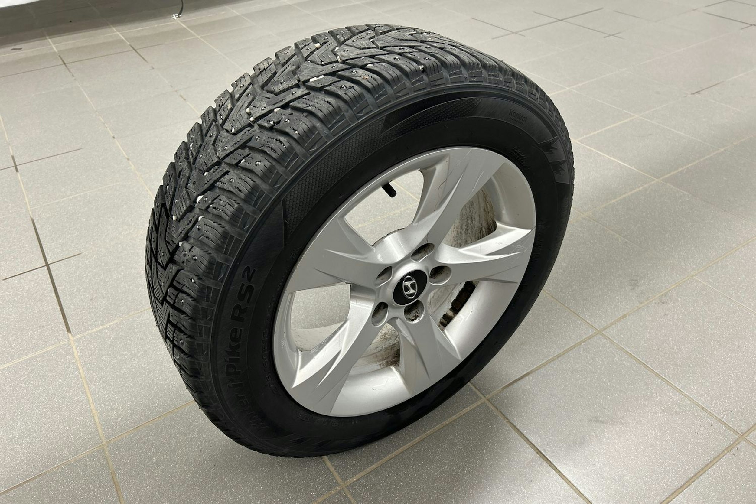punainen Hyundai i40 2012 kuva 14.