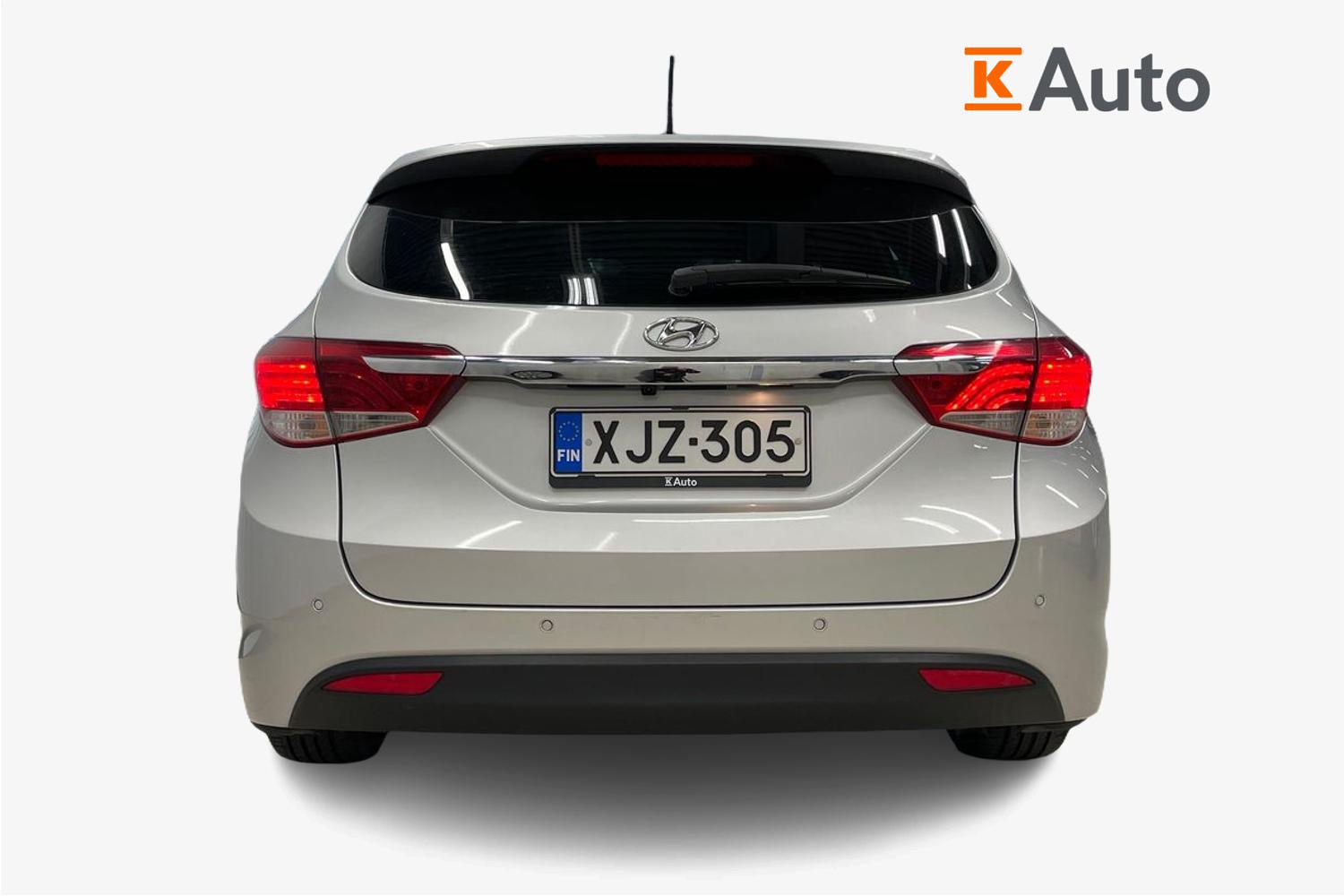 Hyundai i40 Wagon 2,0 GDI 6AT Style 2012, kuva 3/23