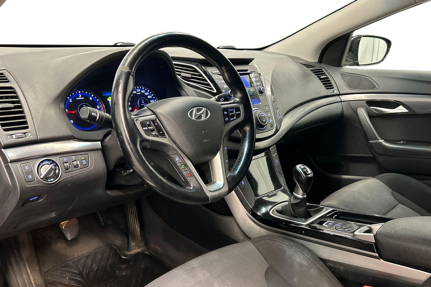 Hyundai i40 2013, kuva 6/25