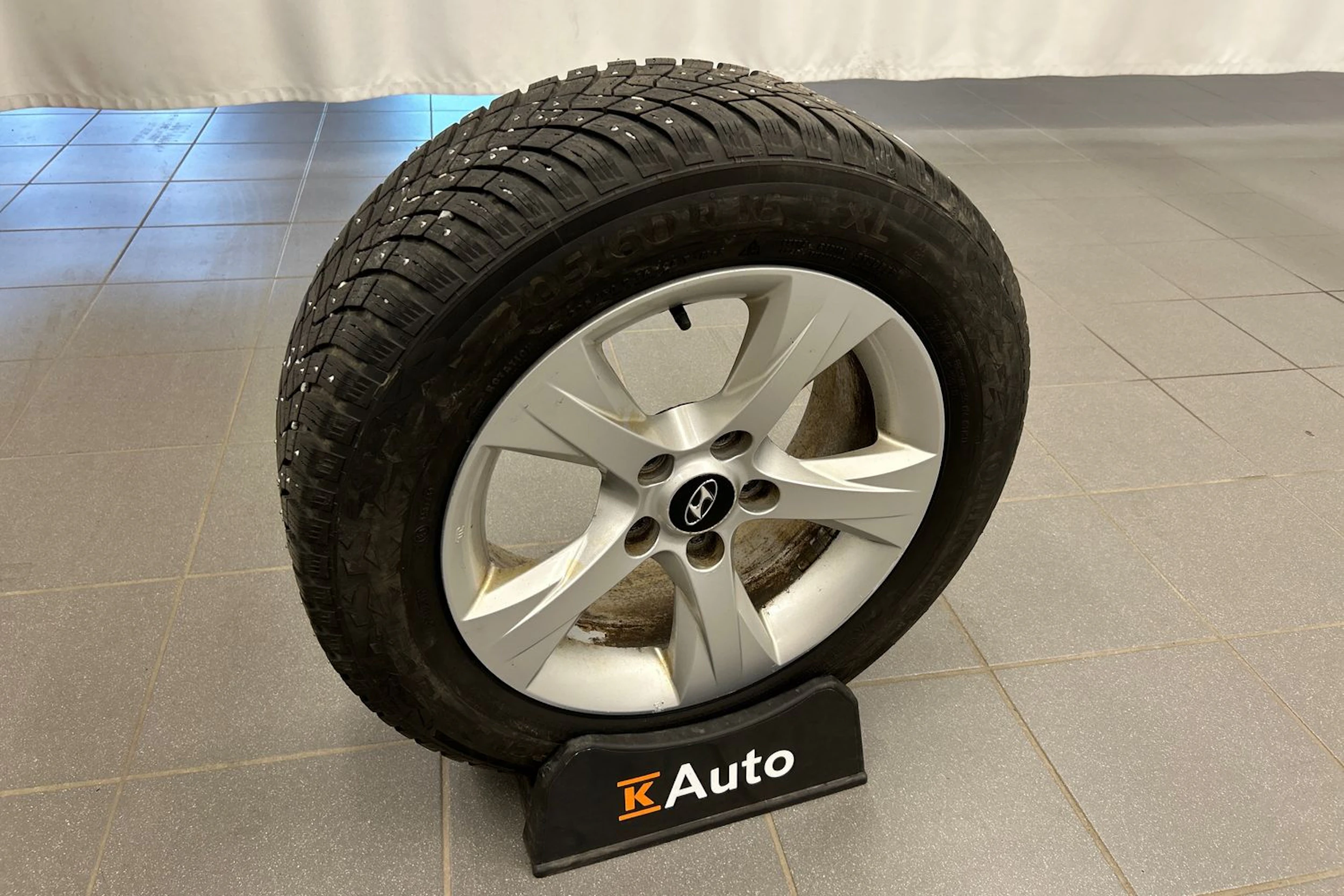 musta Hyundai i40 2013 kuva 11.
