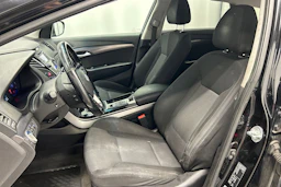 musta Hyundai i40 2013 kuva 15.