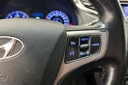 musta Hyundai i40 2013 kuva 19.