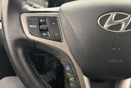 valkoinen Hyundai i40 Sedan 2013 kuva 20.