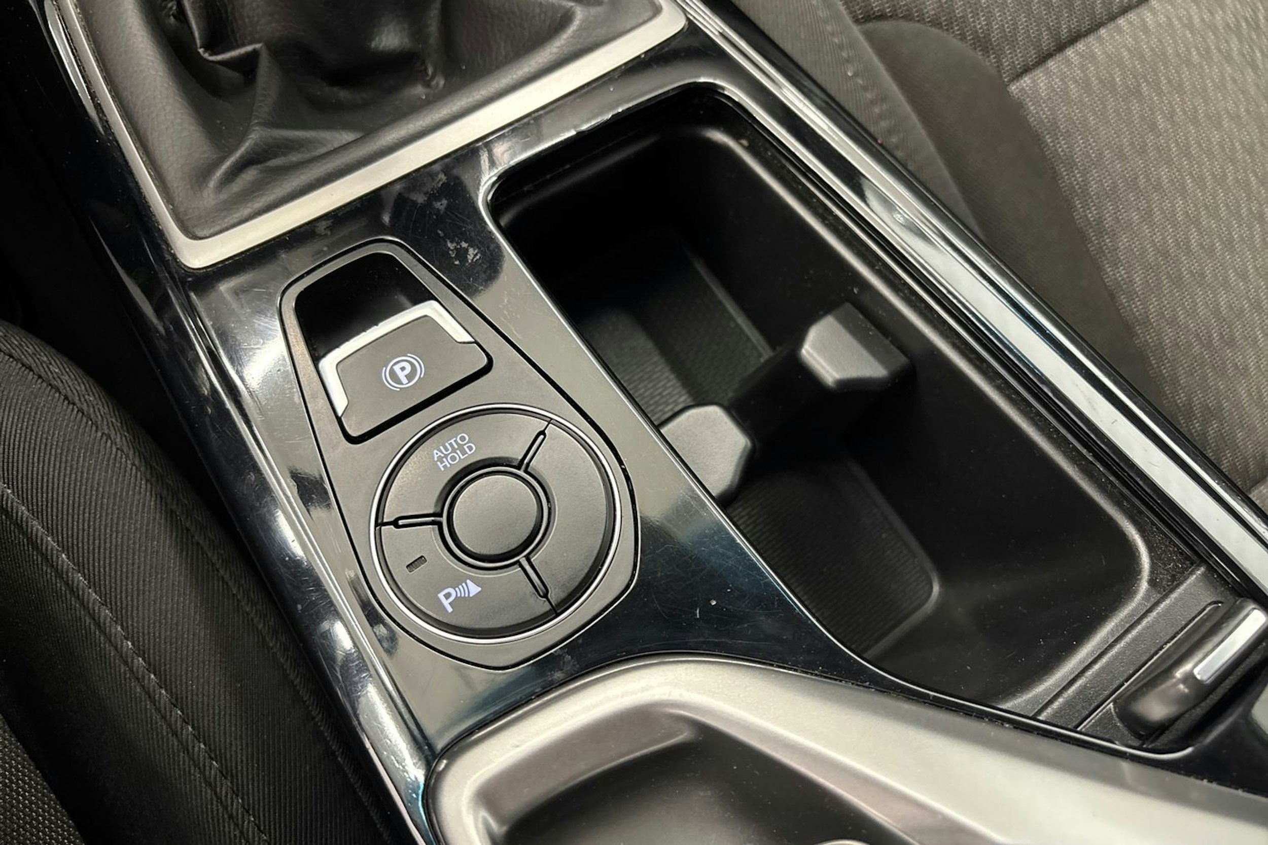 valkoinen Hyundai i40 Sedan 2013 kuva 24.