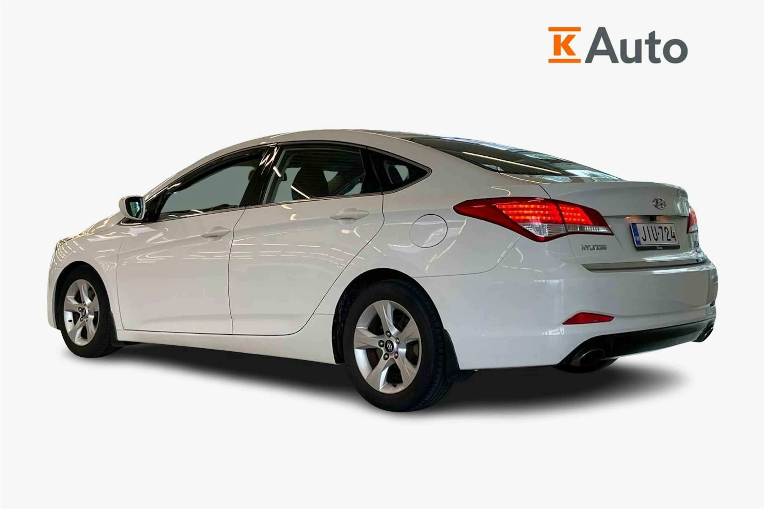 Valkoinen Hyundai i40 Sedan 2013 kuva 2.