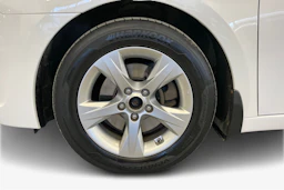 valkoinen Hyundai i40 Wagon 2014 kuva 9.