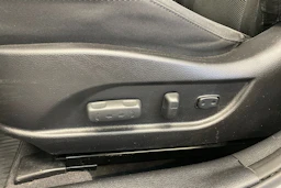 valkoinen Hyundai i40 Wagon 2014 kuva 11.