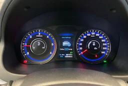 valkoinen Hyundai i40 Wagon 2014 kuva 16.