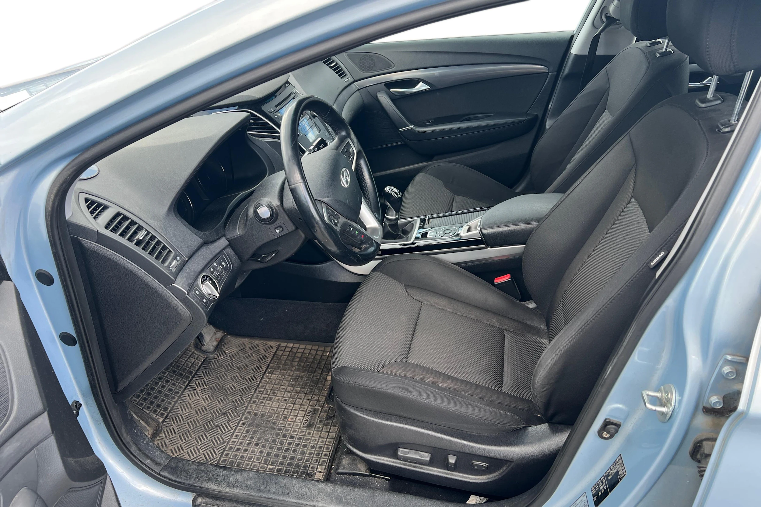 sininen Hyundai i40 Wagon 2014 kuva 3.