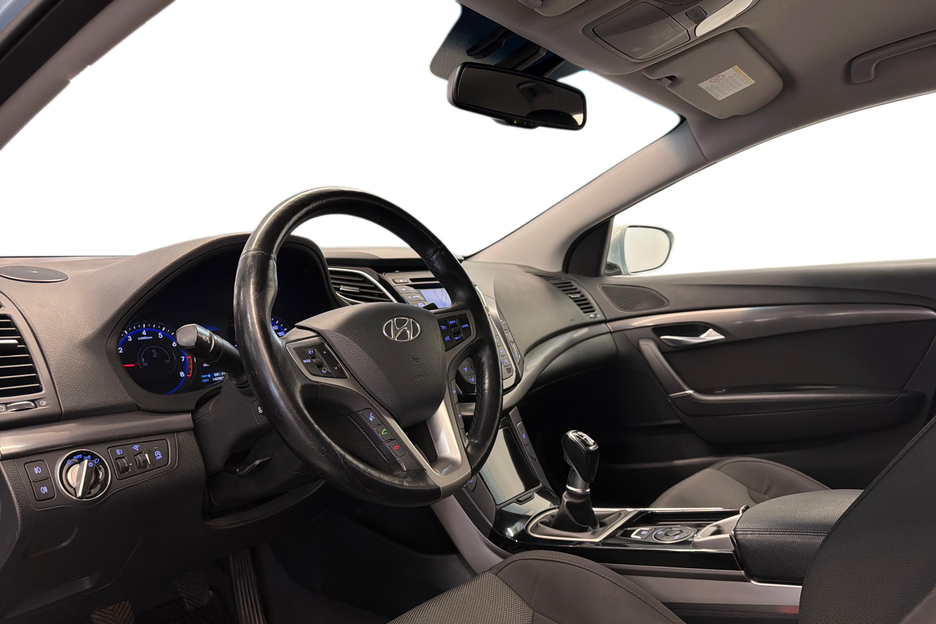 Hyundai i40 2014, kuva 6/26