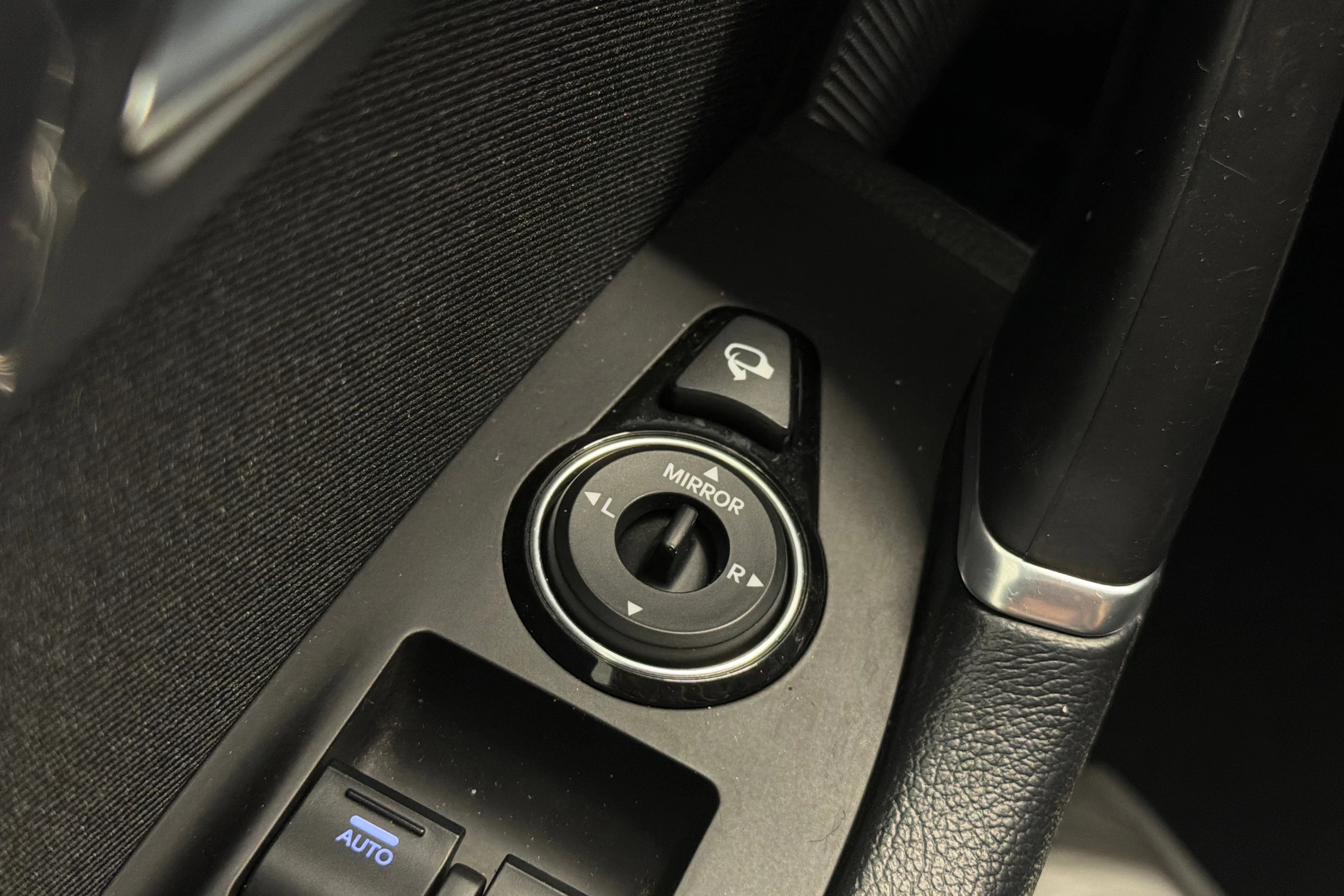 sininen Hyundai i40 Wagon 2014 kuva 18.
