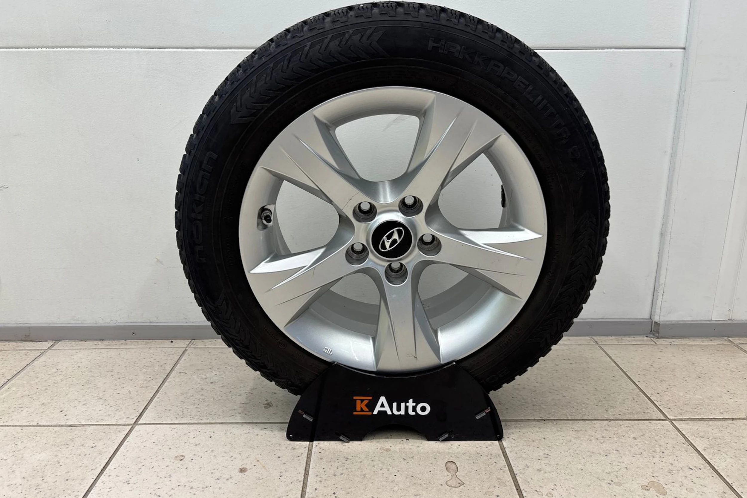 Harmaa Hyundai i40 Wagon 2015 kuva 11.