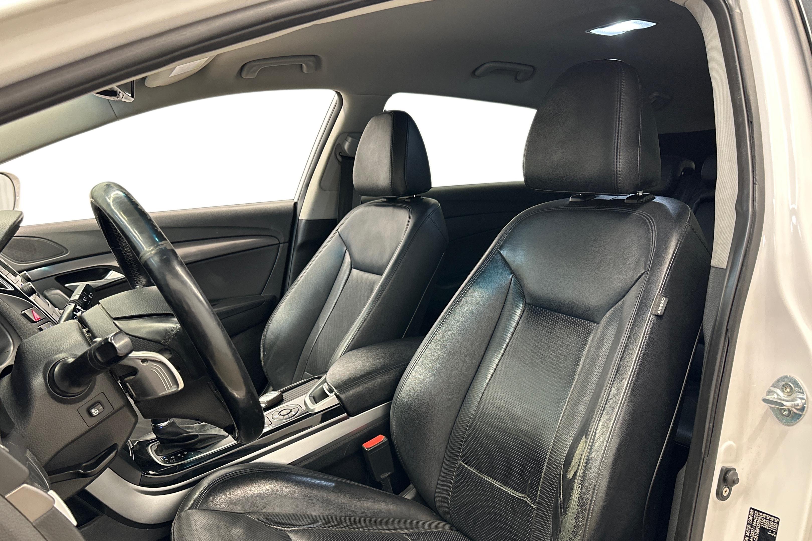 Hyundai i40 2015, kuva 6/25