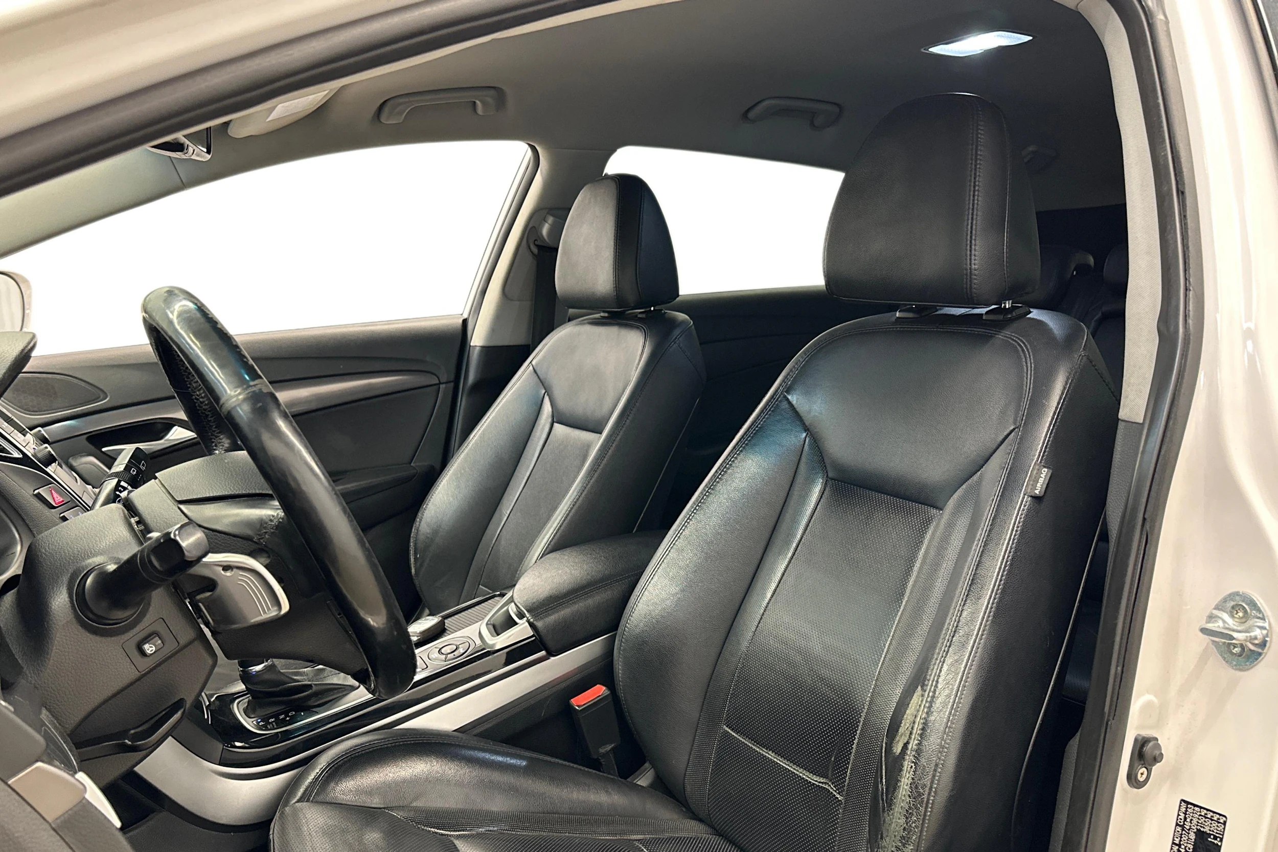 valkoinen Hyundai i40 Wagon 2015 kuva 6.