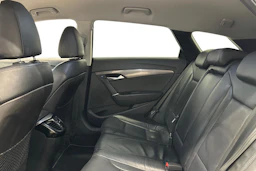 valkoinen Hyundai i40 Wagon 2015 kuva 8.