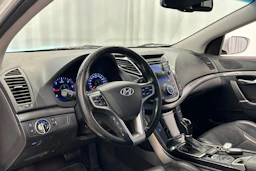 valkoinen Hyundai i40 Wagon 2015 kuva 10.