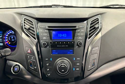 valkoinen Hyundai i40 Wagon 2015 kuva 16.