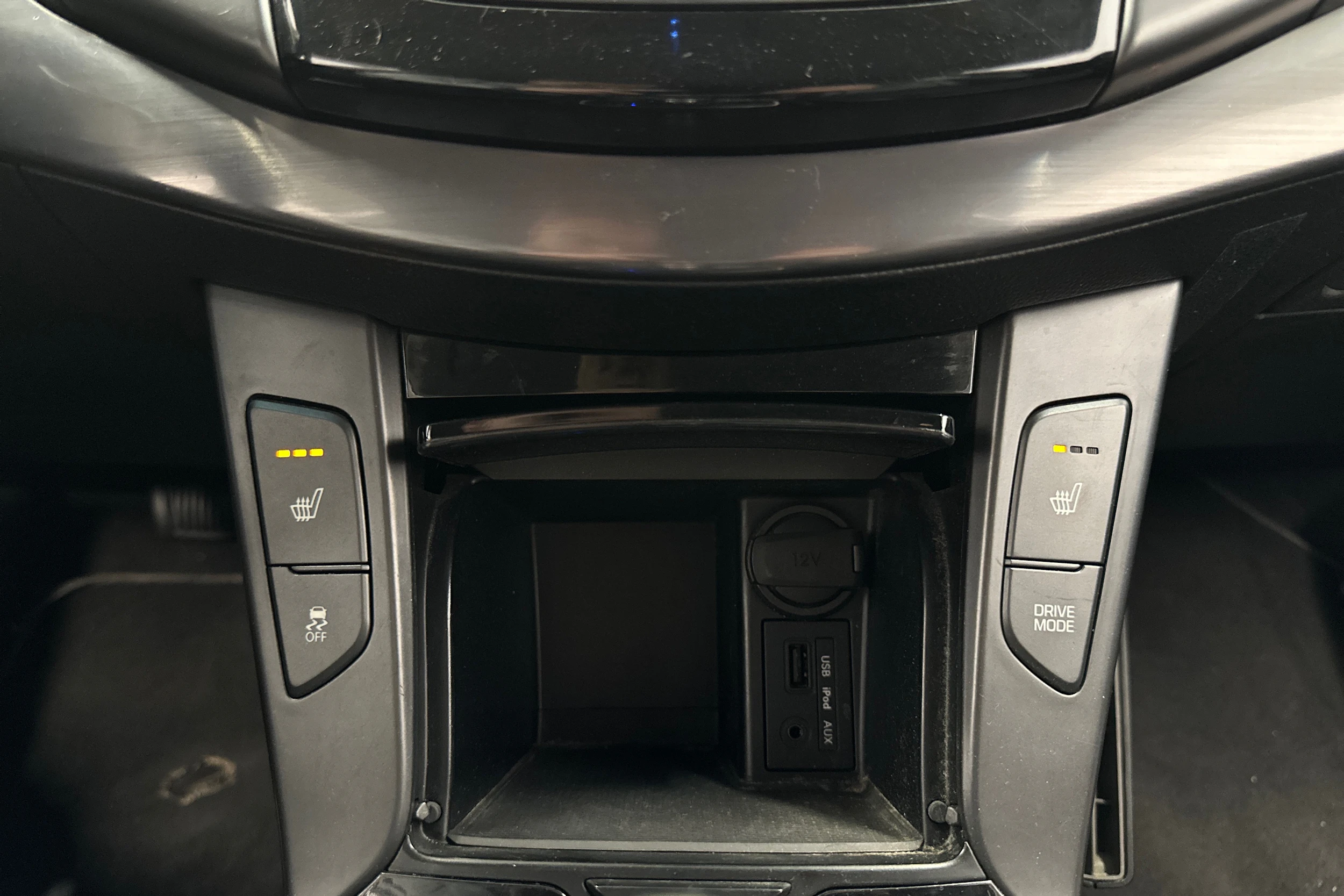 valkoinen Hyundai i40 Wagon 2015 kuva 18.