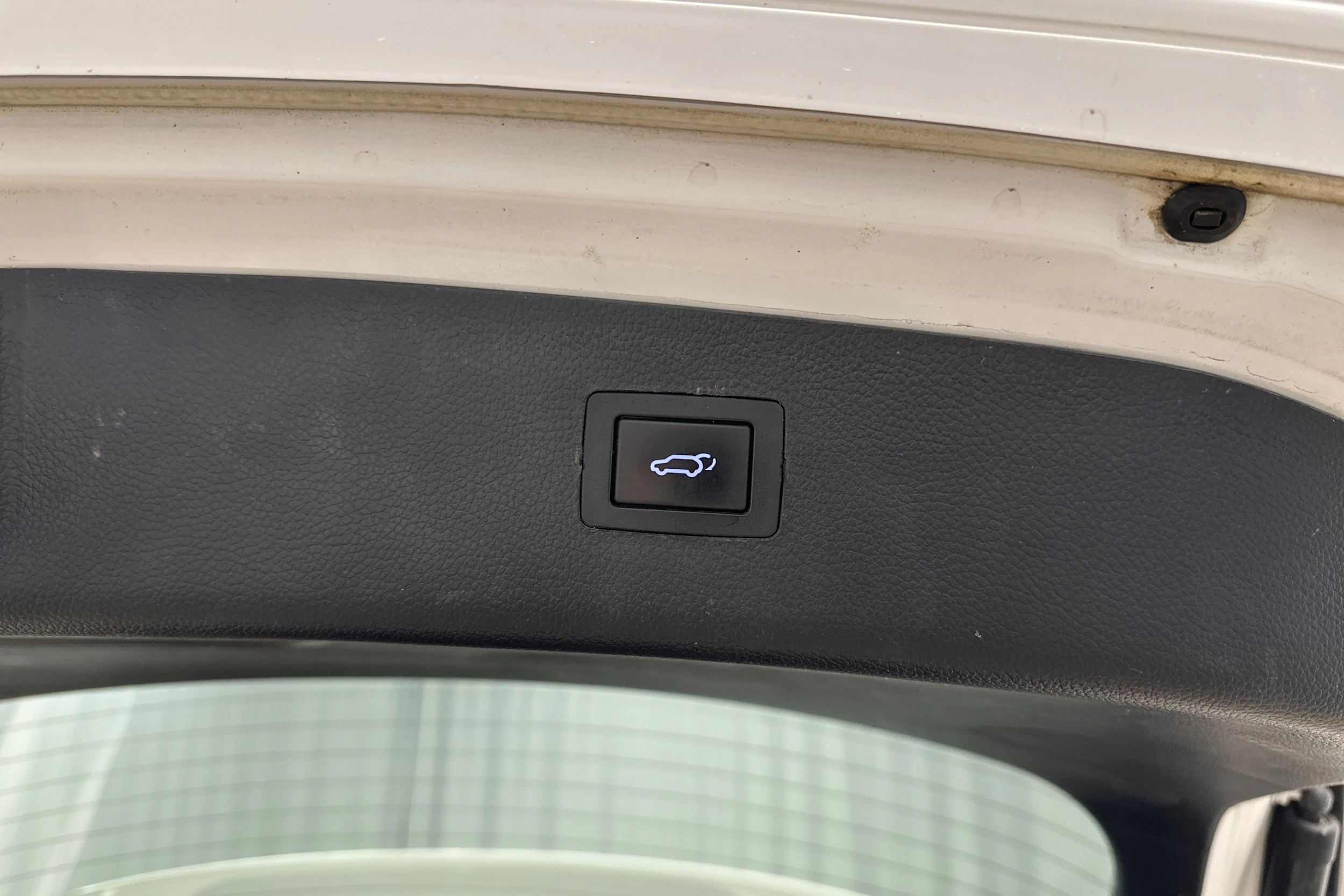 valkoinen Hyundai i40 Wagon 2015 kuva 24.