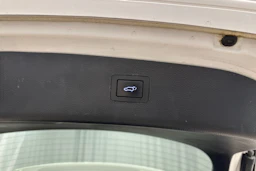 valkoinen Hyundai i40 Wagon 2015 kuva 24.