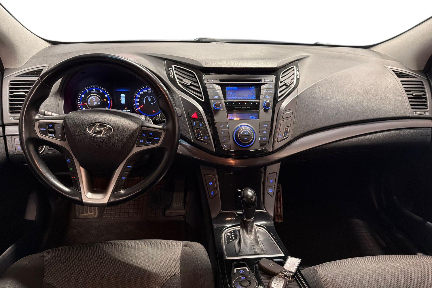 Hyundai i40 2,0 GDI 6AT Comfort Plus 2015, kuva 7/28