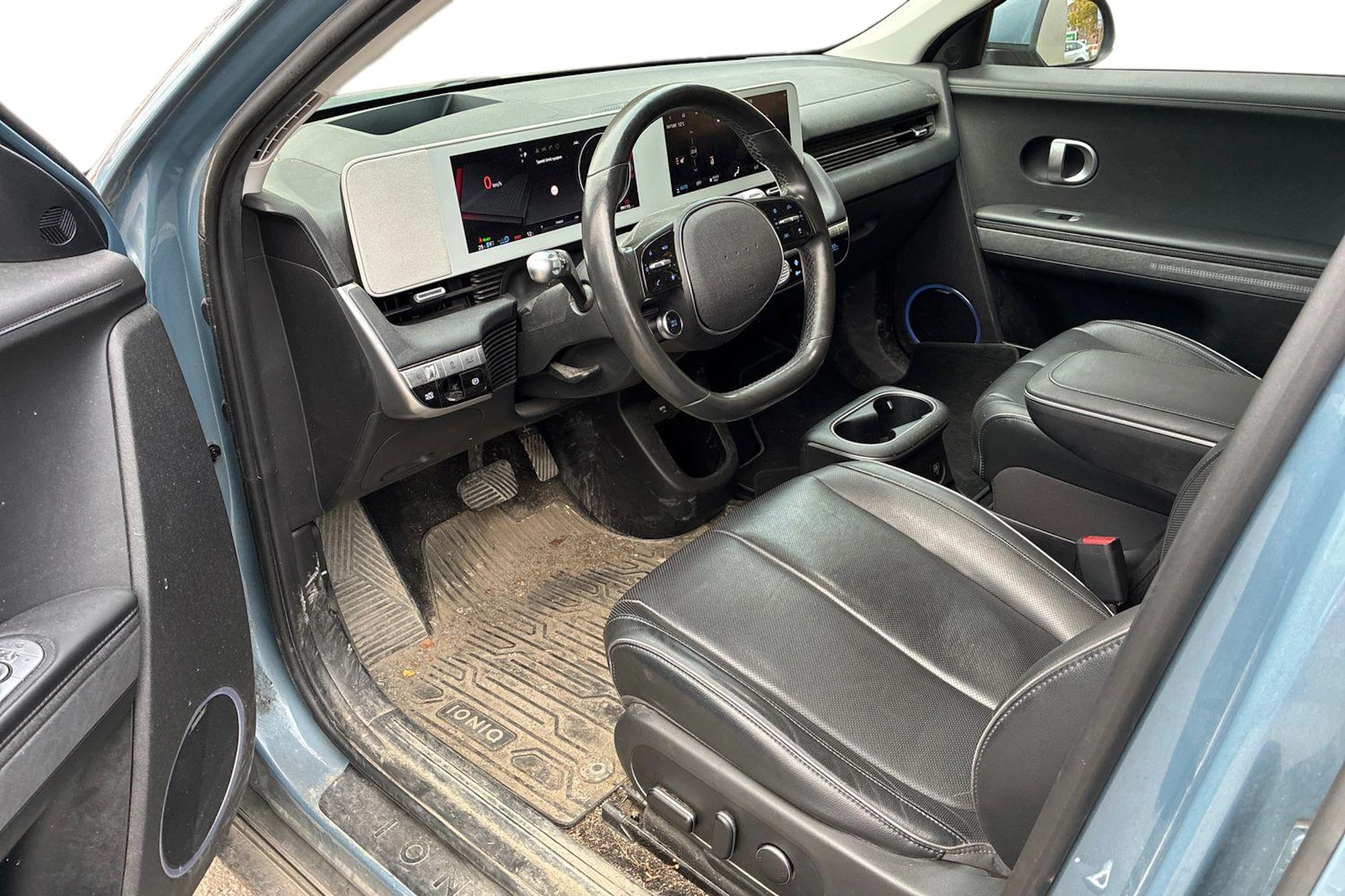 sininen Hyundai IONIQ 5 2022 kuva 3.