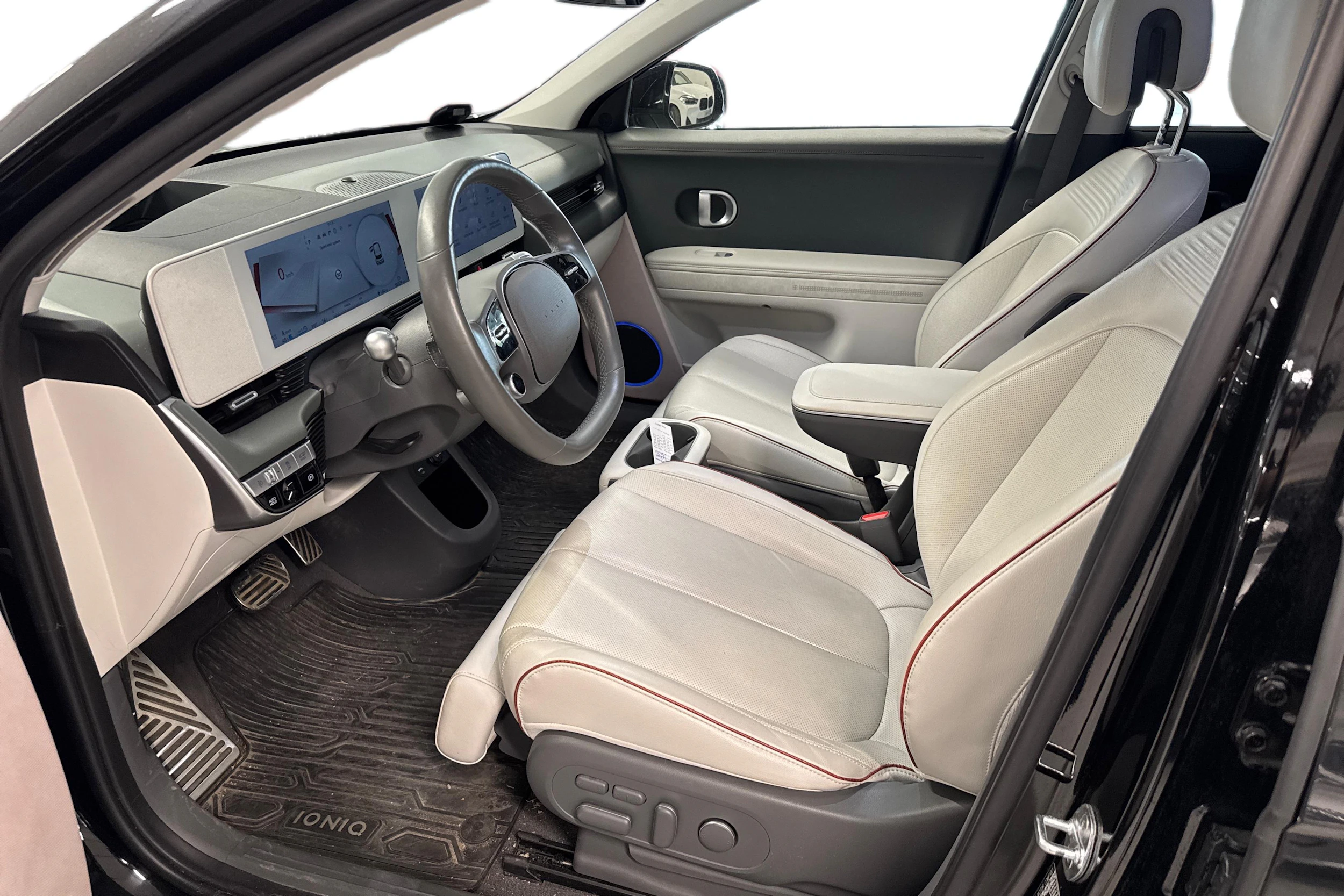 musta Hyundai IONIQ 5 2022 kuva 3.