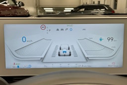 harmaa Hyundai IONIQ 5 2022 kuva 16.