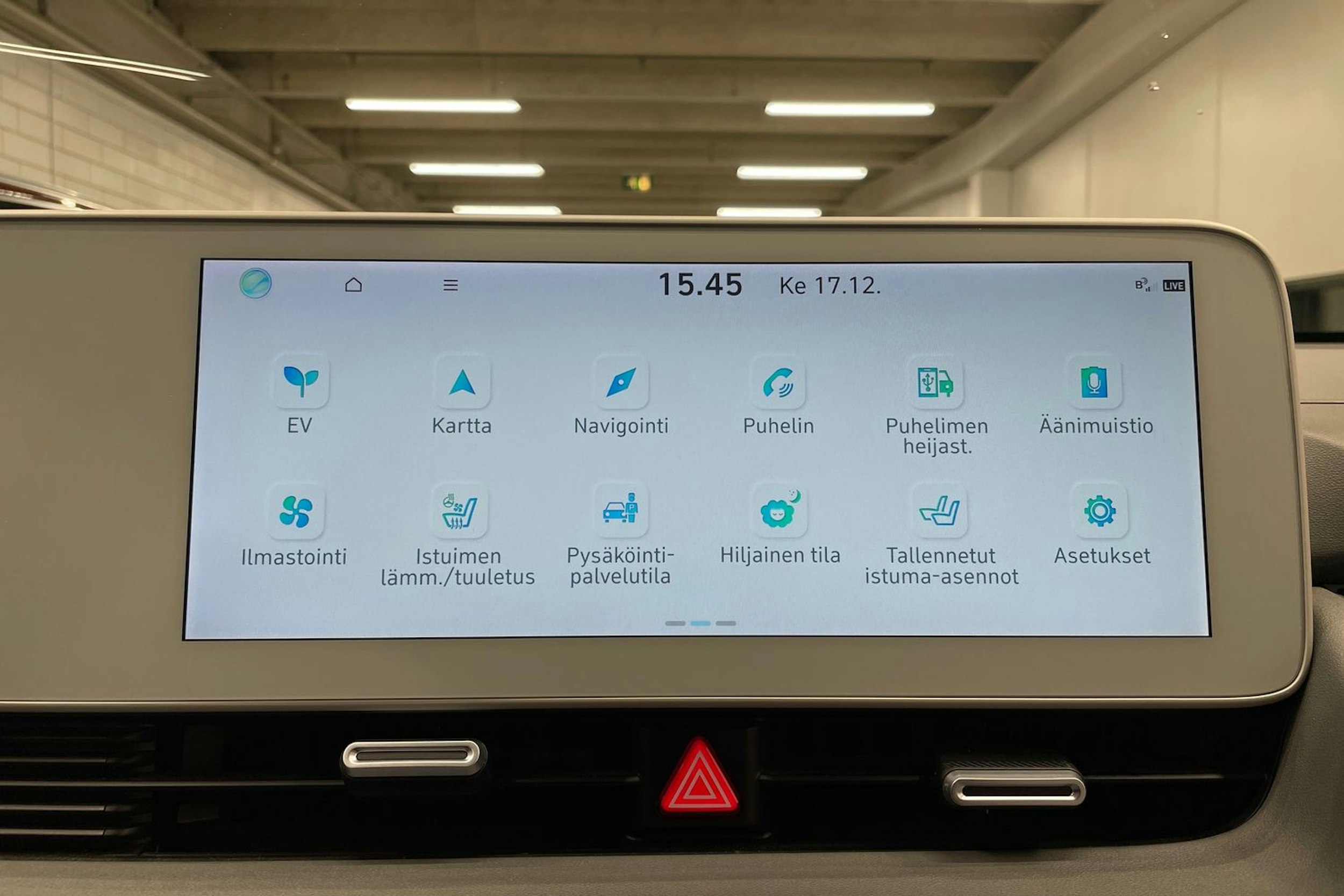 harmaa Hyundai IONIQ 5 2022 kuva 18.