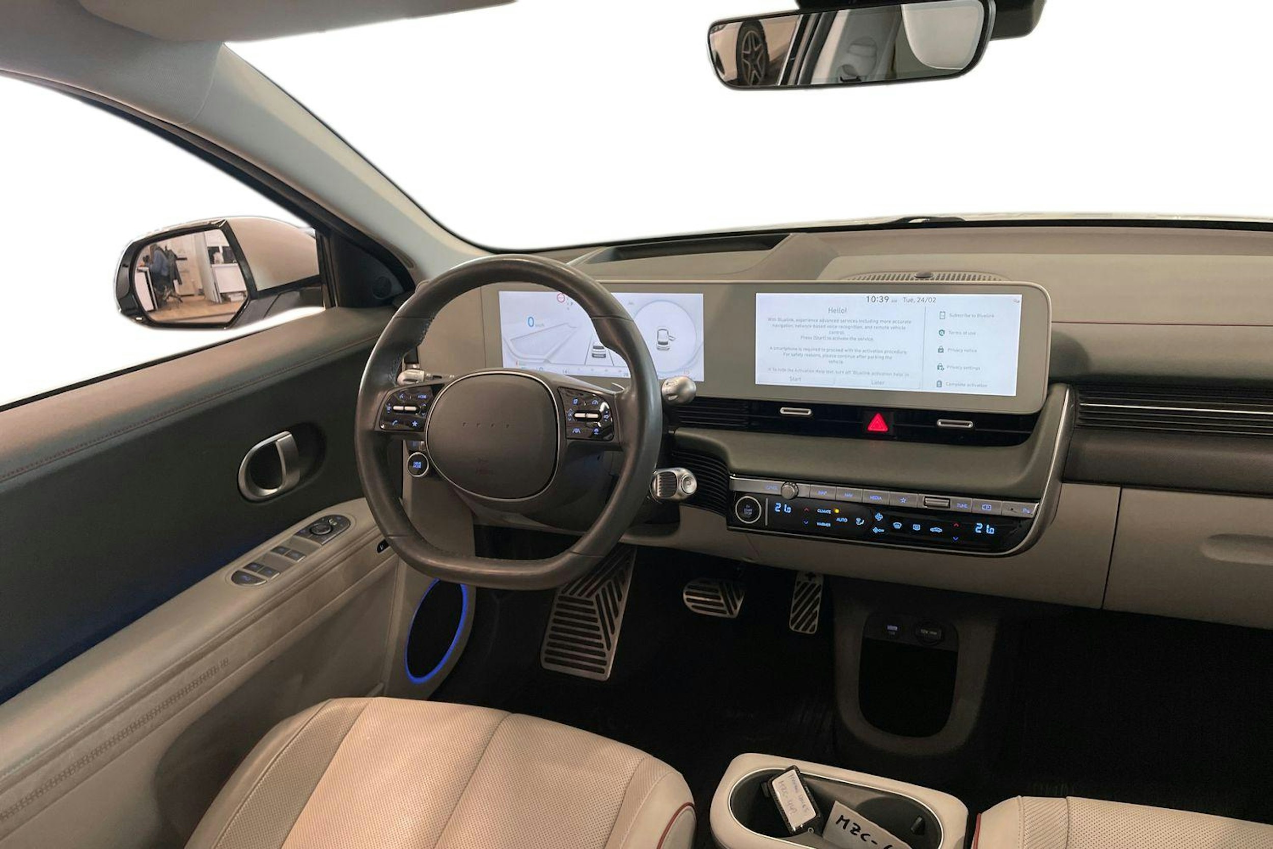 harmaa Hyundai IONIQ 5 2022 kuva 9.