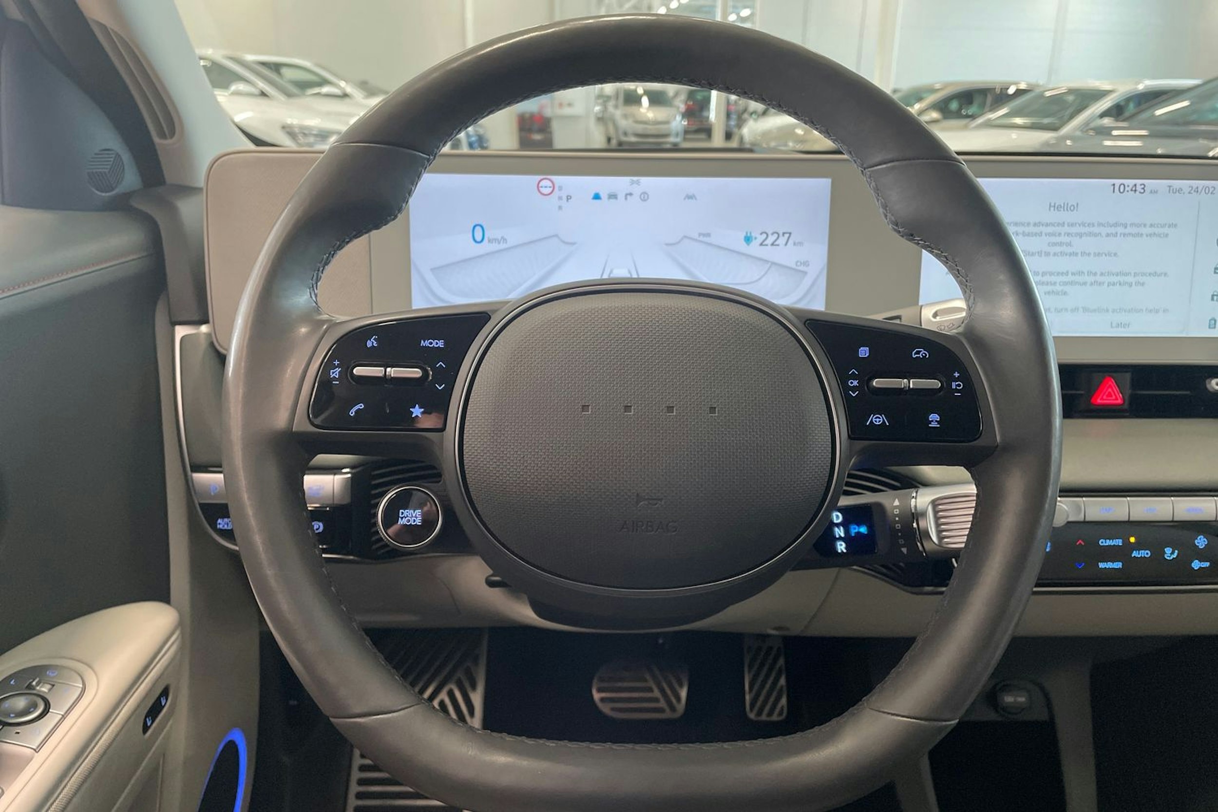 harmaa Hyundai IONIQ 5 2022 kuva 19.