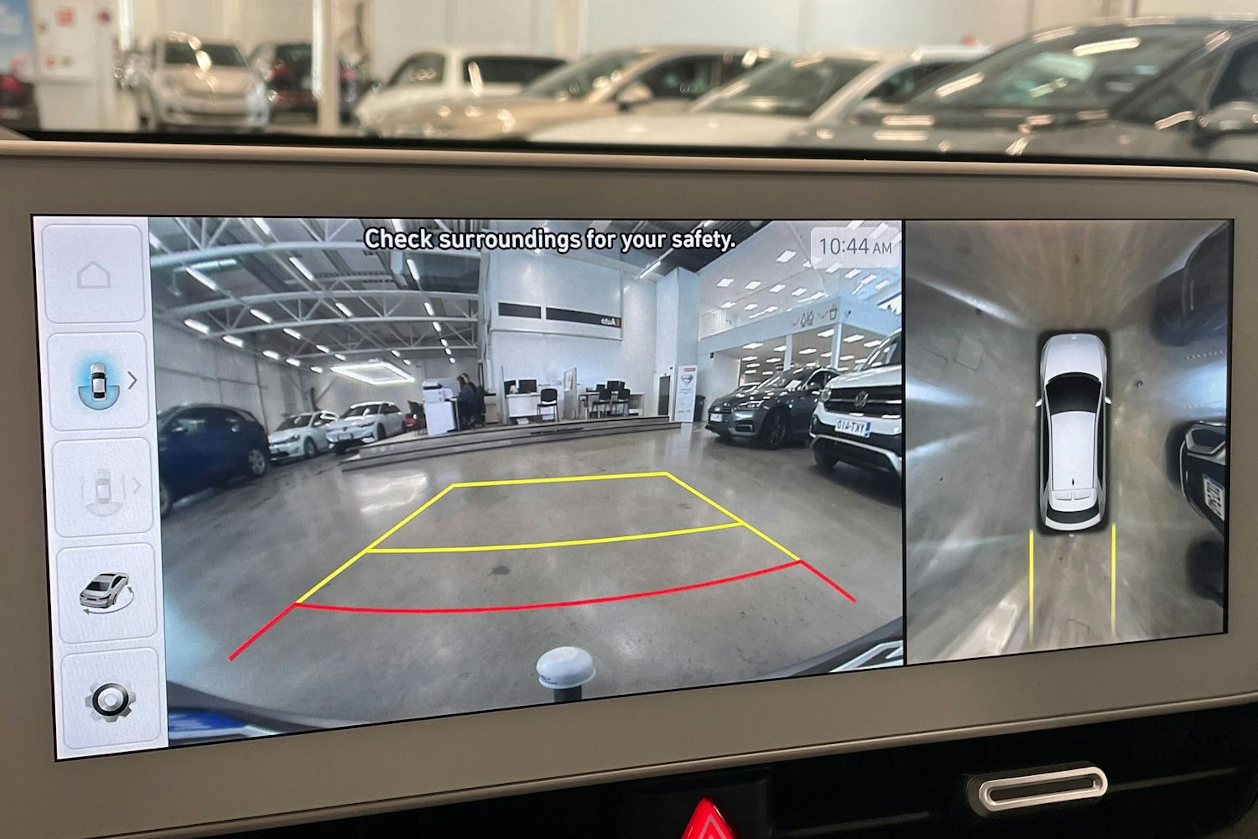 harmaa Hyundai IONIQ 5 2022 kuva 24.