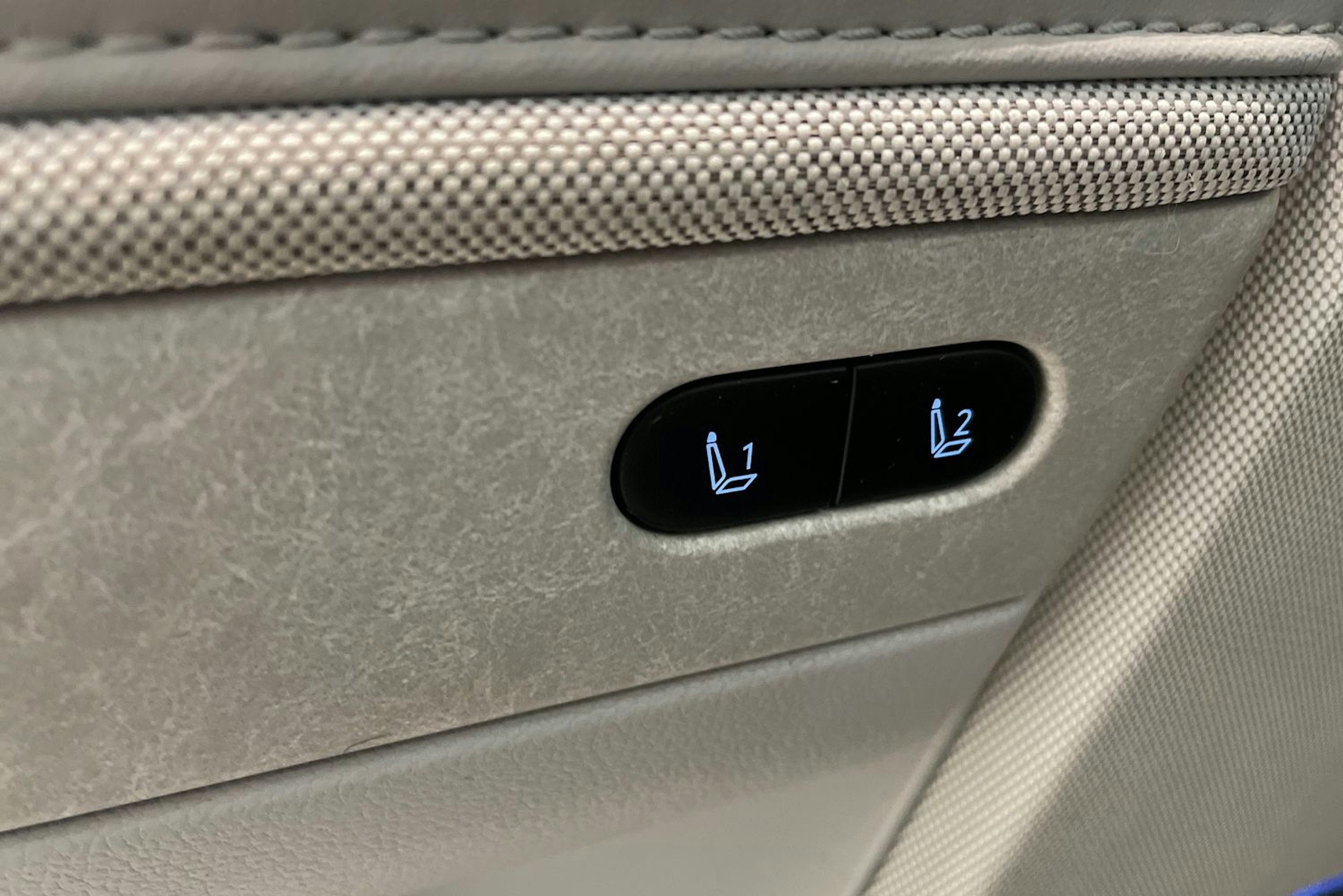 harmaa Hyundai IONIQ 5 2022 kuva 42.