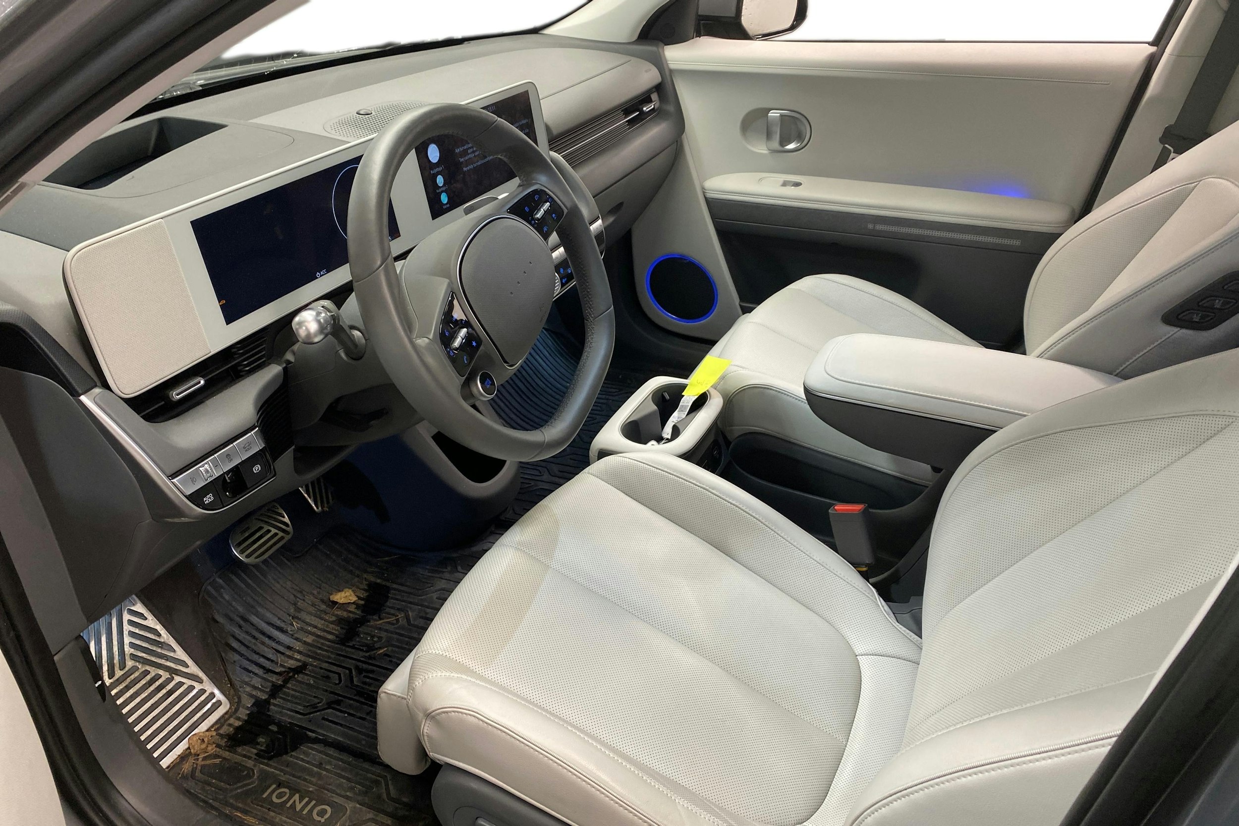 harmaa Hyundai IONIQ 5 2023 kuva 3.