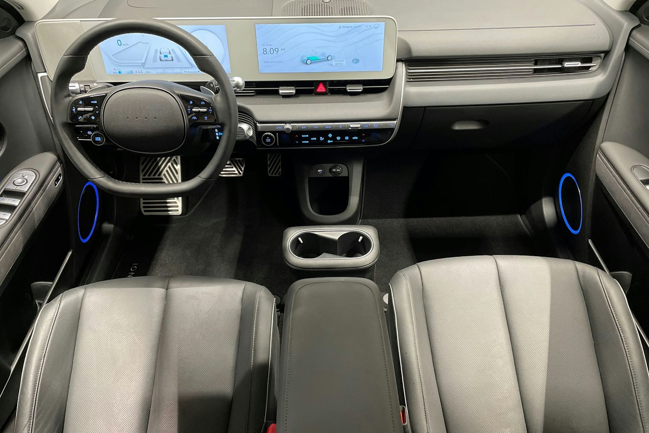 harmaa Hyundai IONIQ 5 2024 kuva 9.