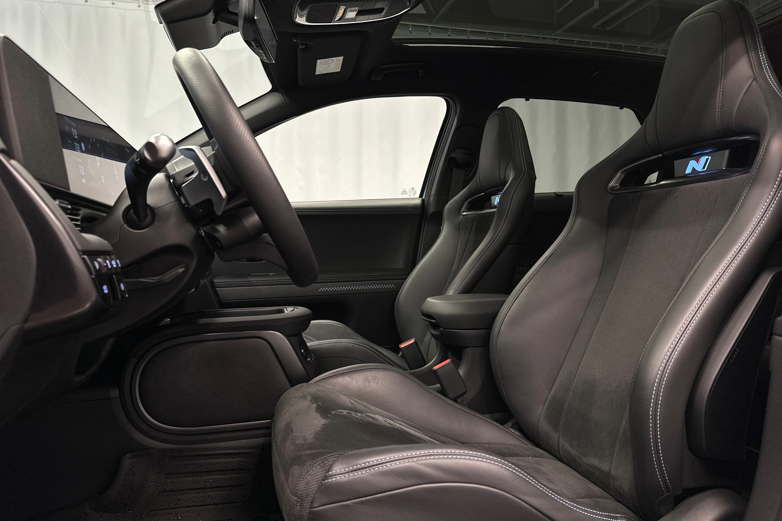 sininen Hyundai IONIQ 5 2025 kuva 34.