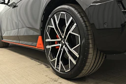 harmaa Hyundai IONIQ 5 2024 kuva 10.