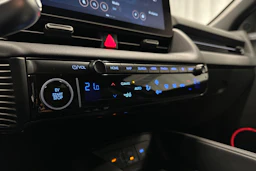 harmaa Hyundai IONIQ 5 2024 kuva 22.