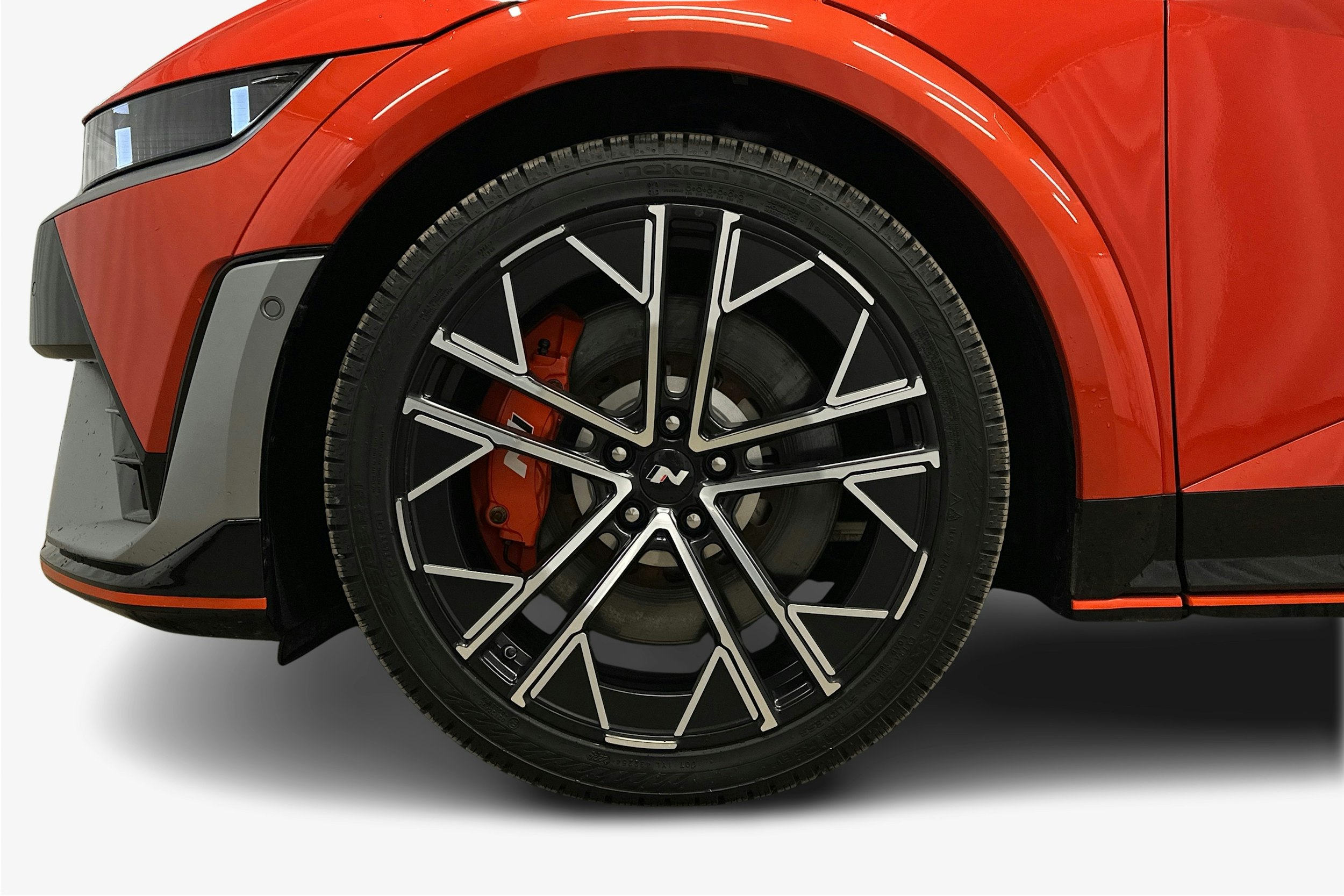 oranssi Hyundai IONIQ 5 N 2024 kuva 9.