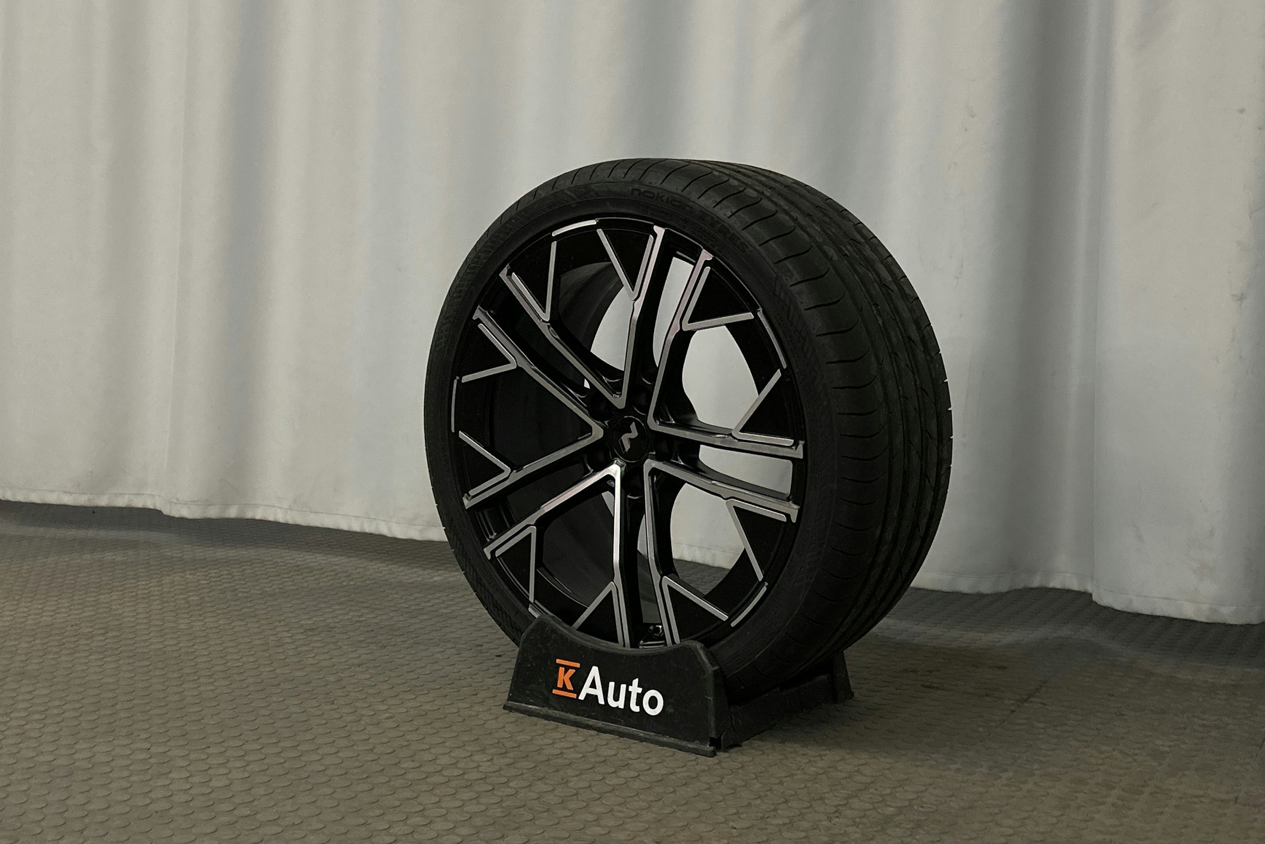 oranssi Hyundai IONIQ 5 N 2024 kuva 10.