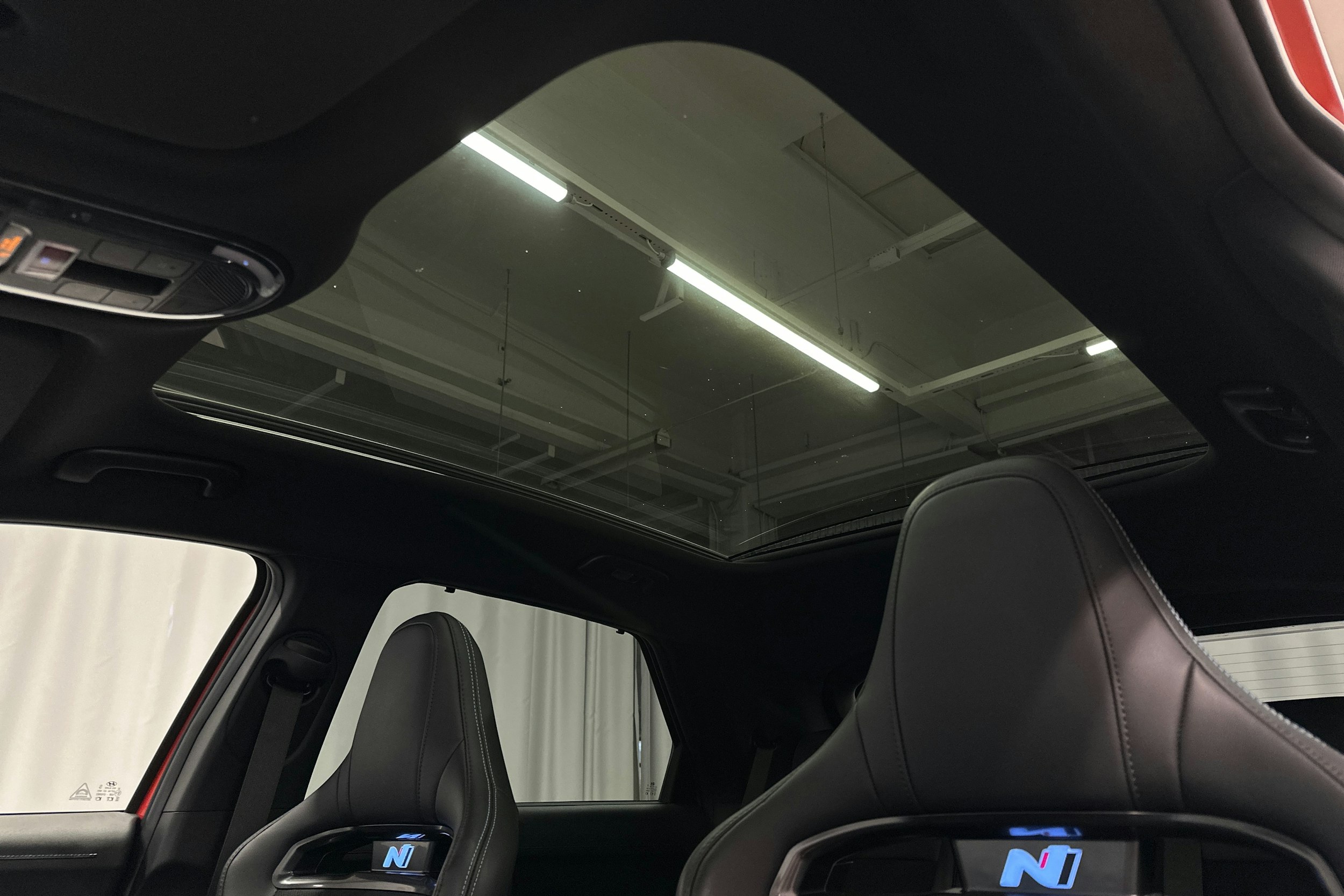 oranssi Hyundai IONIQ 5 N 2024 kuva 28.