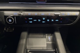 valkoinen Hyundai IONIQ 6 2023 kuva 24.