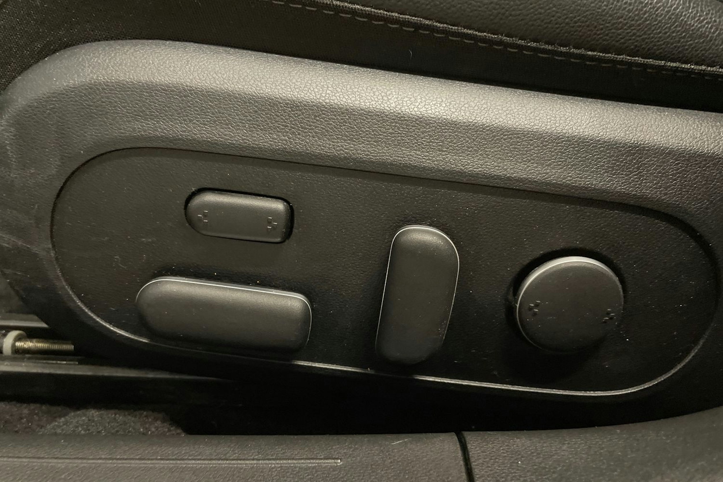 valkoinen Hyundai IONIQ 6 2023 kuva 32.