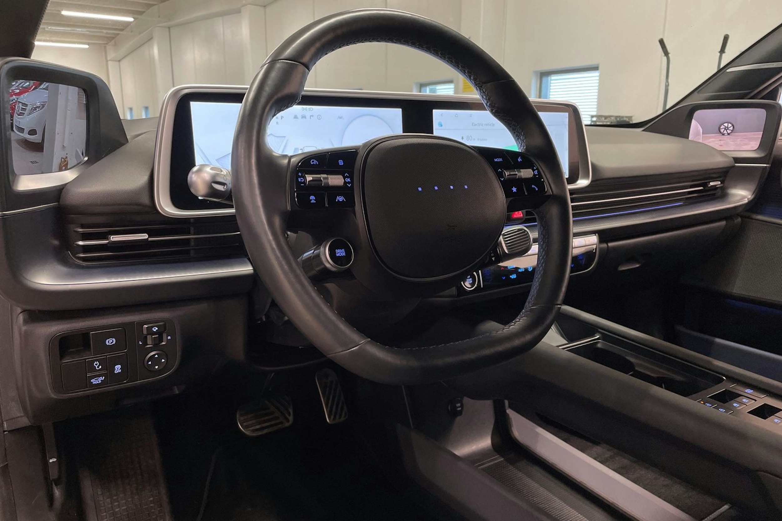 valkoinen Hyundai IONIQ 6 2023 kuva 33.