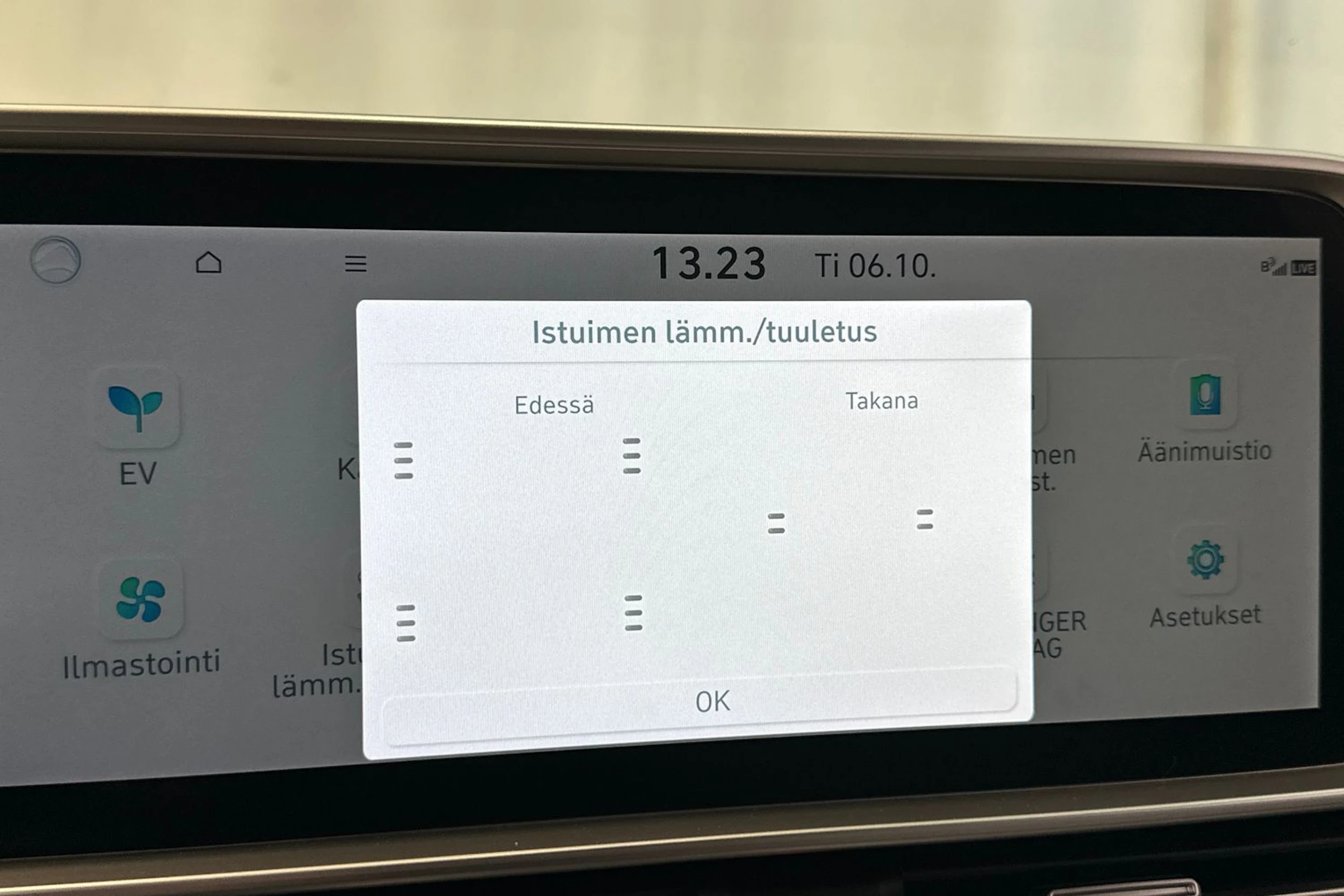 sininen Hyundai IONIQ 6 2023 kuva 27.