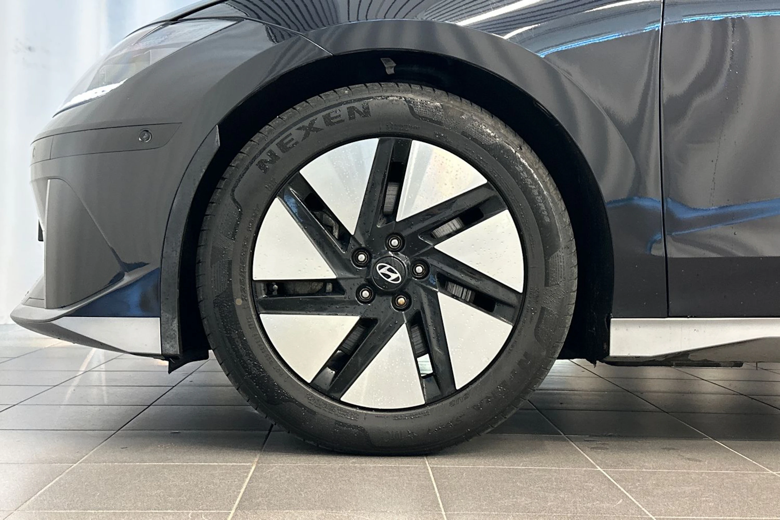 sininen Hyundai IONIQ 6 2023 kuva 28.